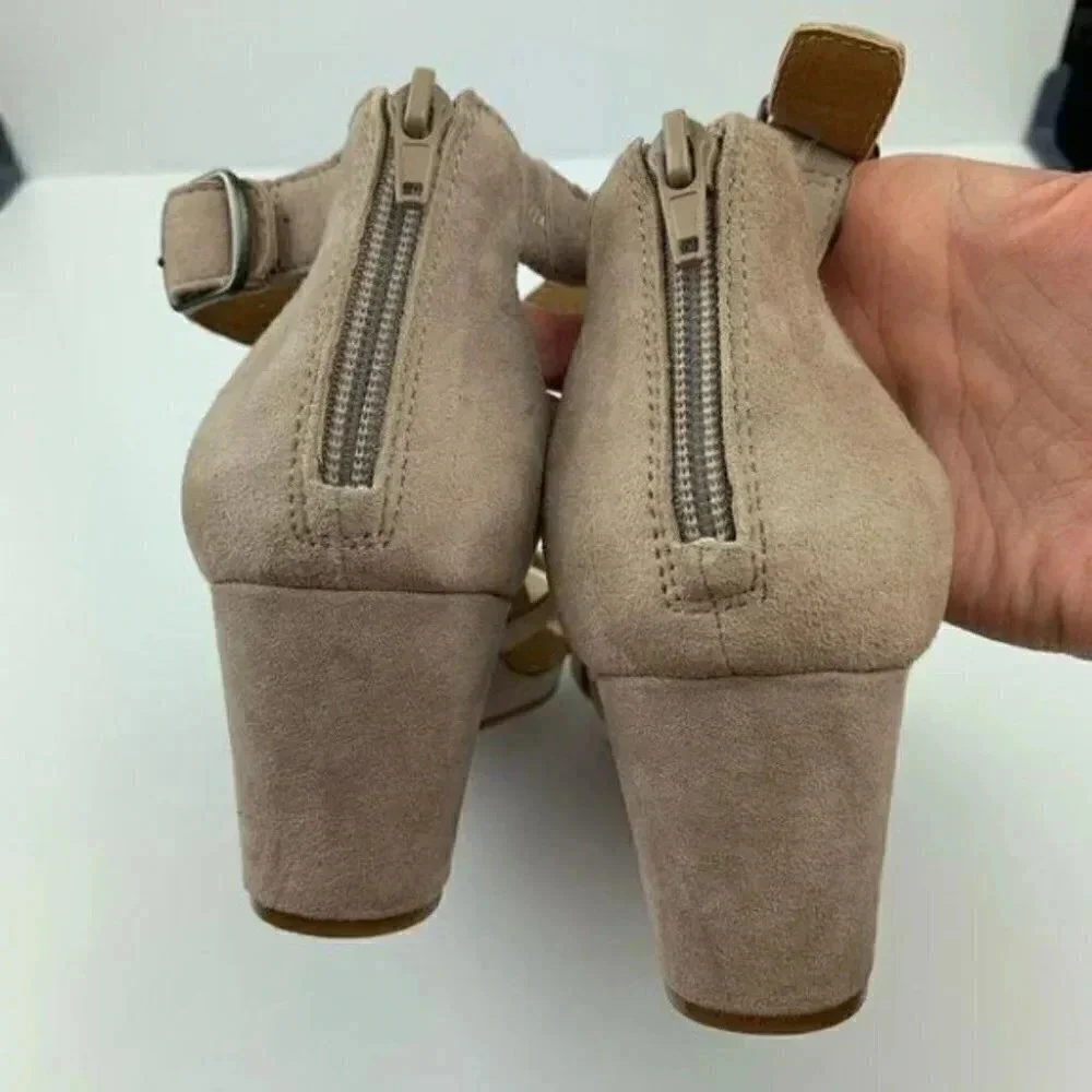 Lucky brand wedges size 6 36 Kenadee taupe suede